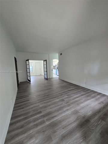 2131 Calais Dr 7, Miami Beach, FL 33141