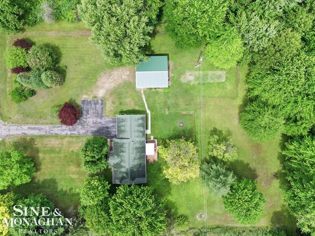 9211 Folkert Road, Clay Twp, MI 48001