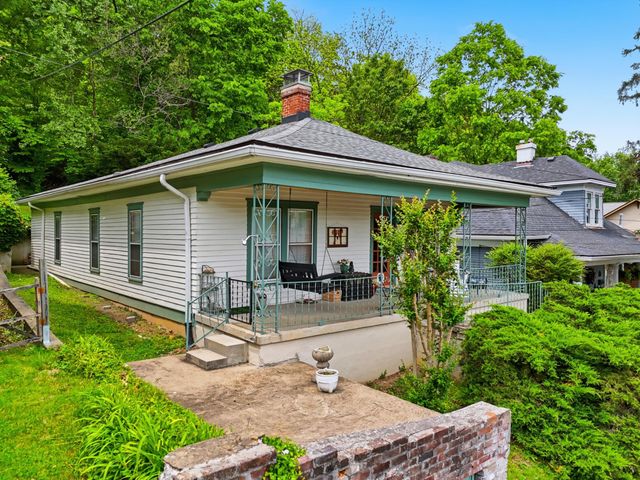 402 Ewing Street, Frankfort, KY 40601