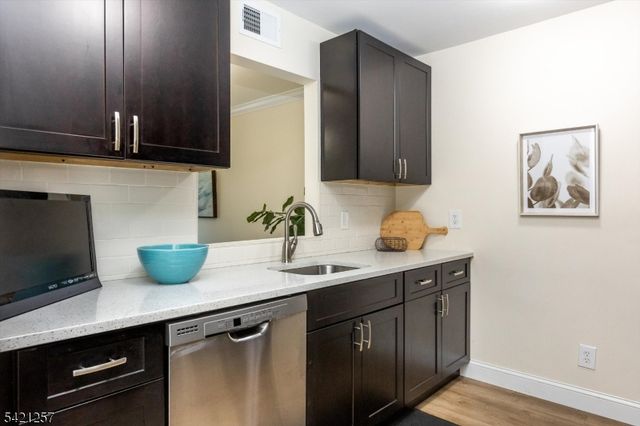 971 Bloomfield Ave A-12, Glen Ridge Boro Twp., NJ 07028