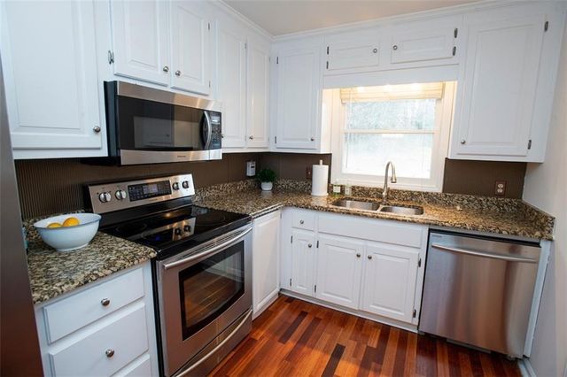 470 Forestgate Court, Atlanta, GA 30350