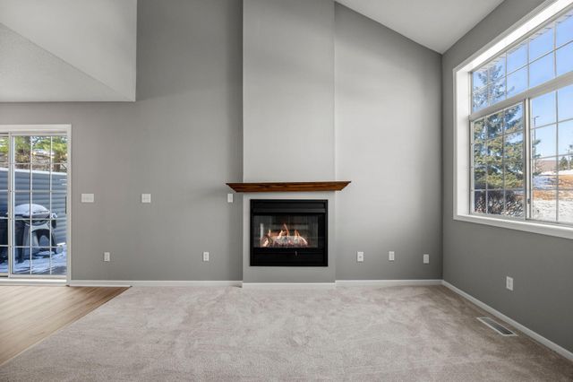 1770 Donegal Drive 6, Woodbury, MN 55125