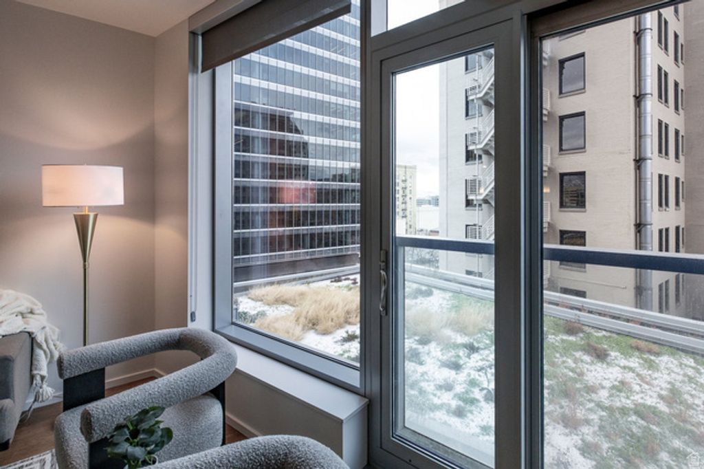 Image 14 of property listing at 35 E 100 S #508, Salt Lake City, UT 84111