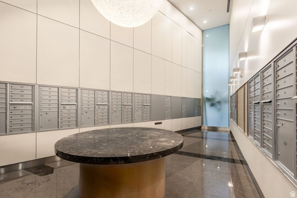 Image 17 of property listing at 35 E 100 S #508, Salt Lake City, UT 84111