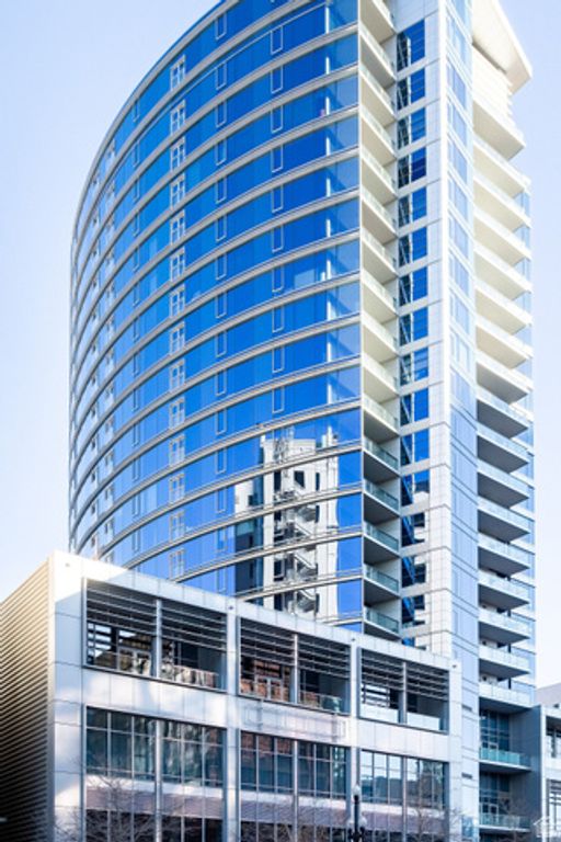 Image 22 of property listing at 35 E 100 S #508, Salt Lake City, UT 84111