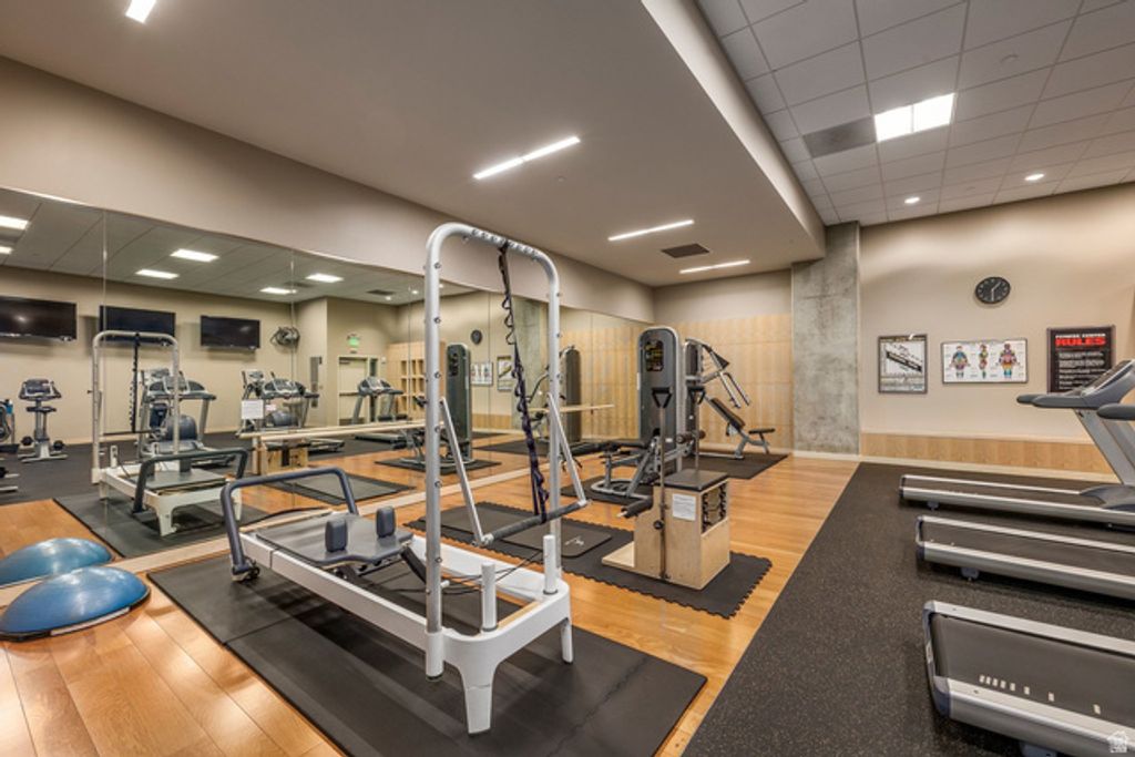 Image 25 of property listing at 35 E 100 S #508, Salt Lake City, UT 84111