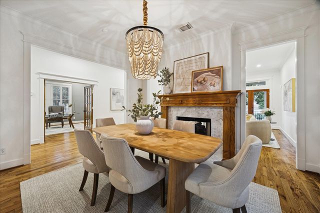 401 W 21 St Street, Houston, TX 77008