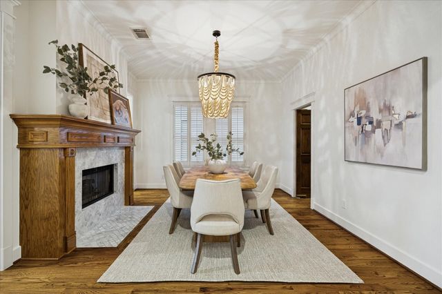 401 W 21 St Street, Houston, TX 77008