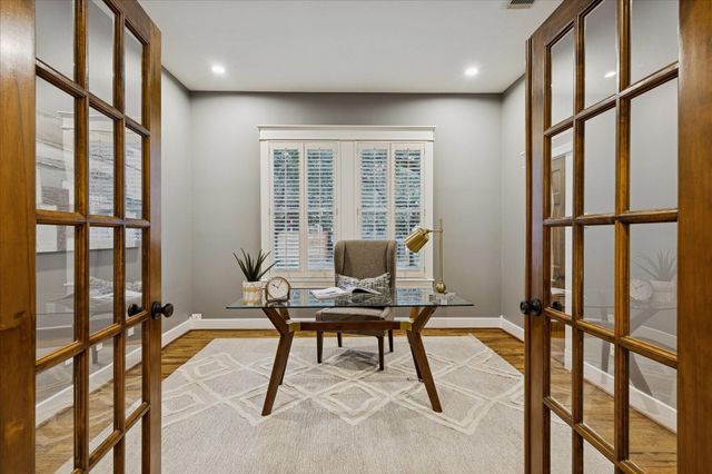 401 W 21 St Street, Houston, TX 77008