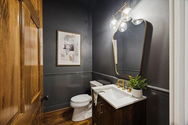 401 W 21 St Street, Houston, TX 77008