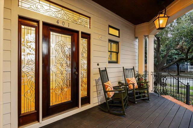 401 W 21 St Street, Houston, TX 77008