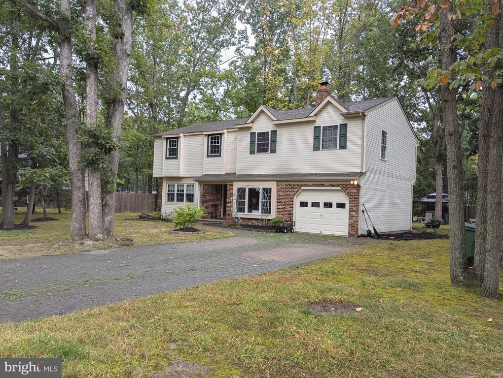 211 PARK AVE, Evesham, NJ 08053