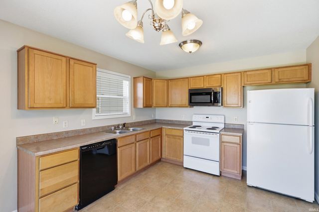 4009 Nadina Cove, Fort Wayne, IN 46815