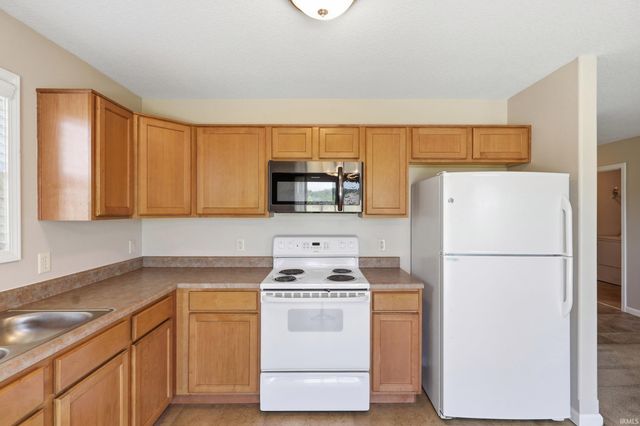 4009 Nadina Cove, Fort Wayne, IN 46815