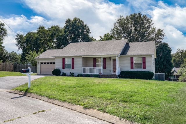 2108 Carrie Ct, Columbia, TN 38401