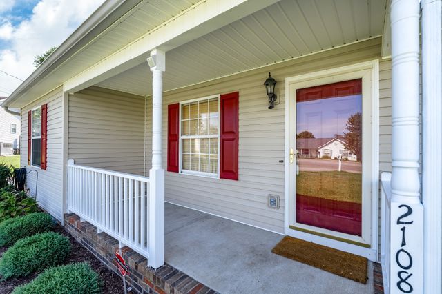 2108 Carrie Ct, Columbia, TN 38401