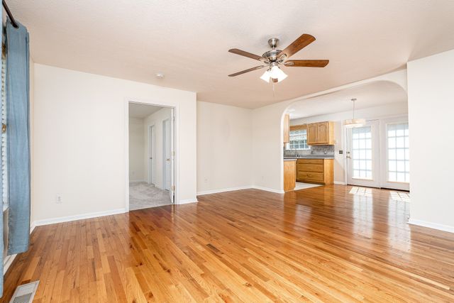 2108 Carrie Ct, Columbia, TN 38401