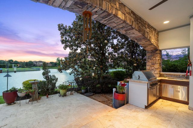 1011 Williams Lake Drive, Richmond, TX 77469