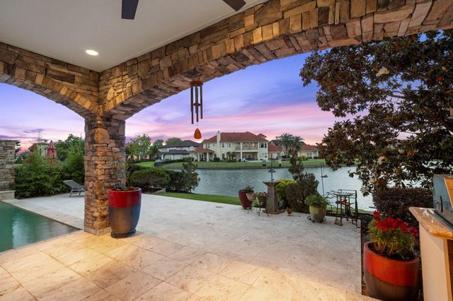 1011 Williams Lake Drive, Richmond, TX 77469