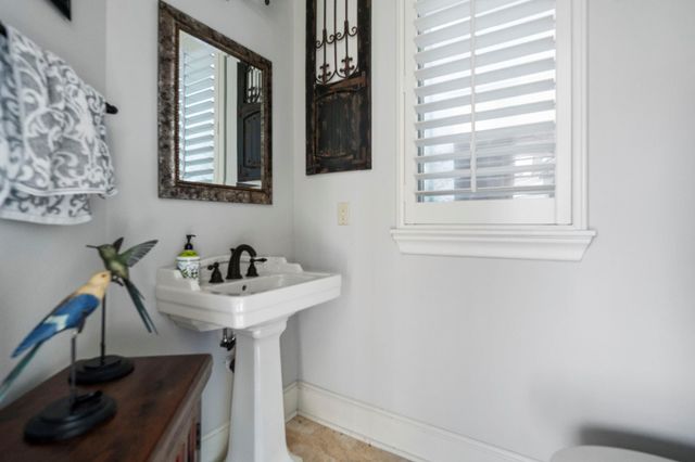 1011 Williams Lake Drive, Richmond, TX 77469