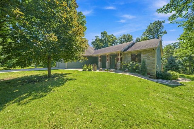 5473 County Road 5 NW, Byron, MN 55920