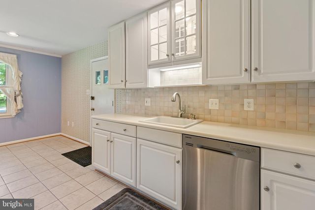 2209 COFFEEWOOD CT, Silver Spring, MD 20906