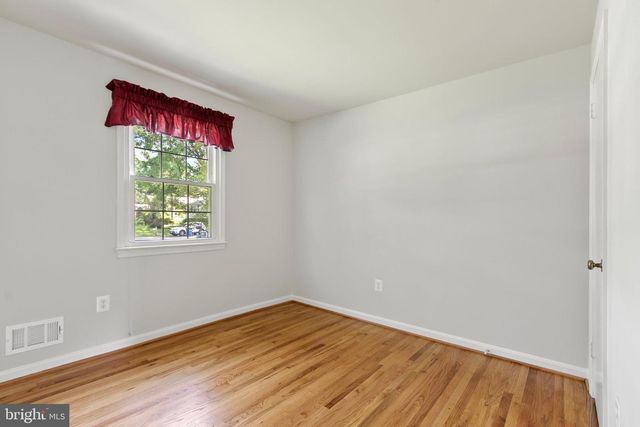 2209 COFFEEWOOD CT, Silver Spring, MD 20906