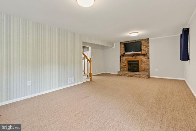 2209 COFFEEWOOD CT, Silver Spring, MD 20906