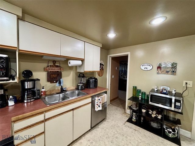 105 Jefferson Street, Sheridan, MT 59749