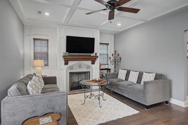 420 Anderson Ln, Madison, TN 37115