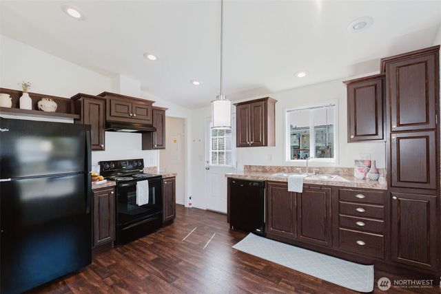 512 SW Berry Lake Road #26, Port Orchard, WA 98366