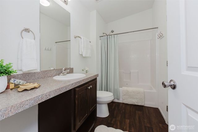 512 SW Berry Lake Road #26, Port Orchard, WA 98366