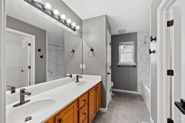 3737 Waterstone, Batavia Twp, OH 45102