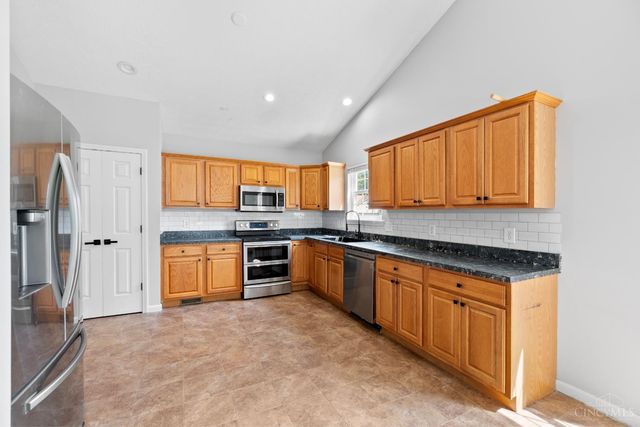 3737 Waterstone, Batavia Twp, OH 45102