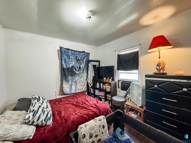 1013 N Kiwanis Ave Avenue, Sioux Falls, SD 57104
