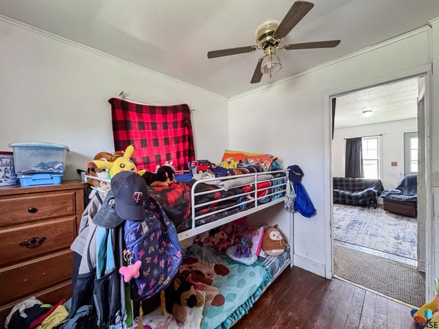 1013 N Kiwanis Ave Avenue, Sioux Falls, SD 57104