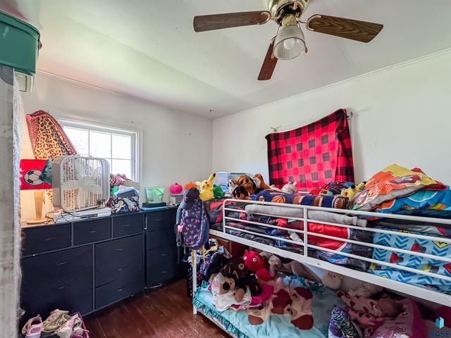 1013 N Kiwanis Ave Avenue, Sioux Falls, SD 57104