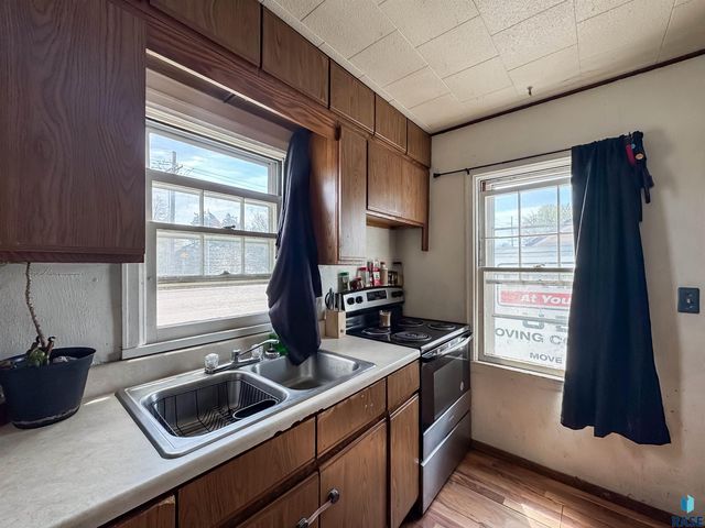 1013 N Kiwanis Ave Avenue, Sioux Falls, SD 57104