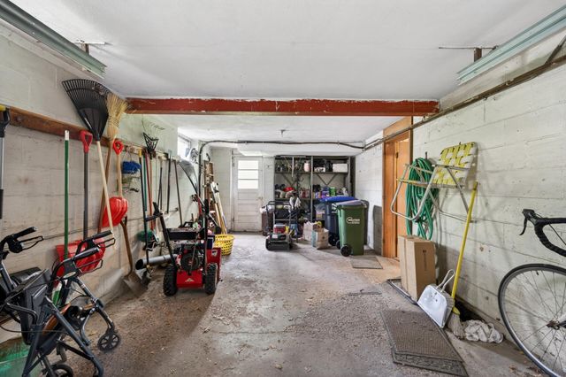 3104 Mildred Drive, Roseville, MN 55113