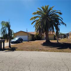 1922 NE 20th CT, Cape Coral, FL 33909