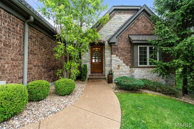 4252 Napa View Lane, St Charles, MO 63304