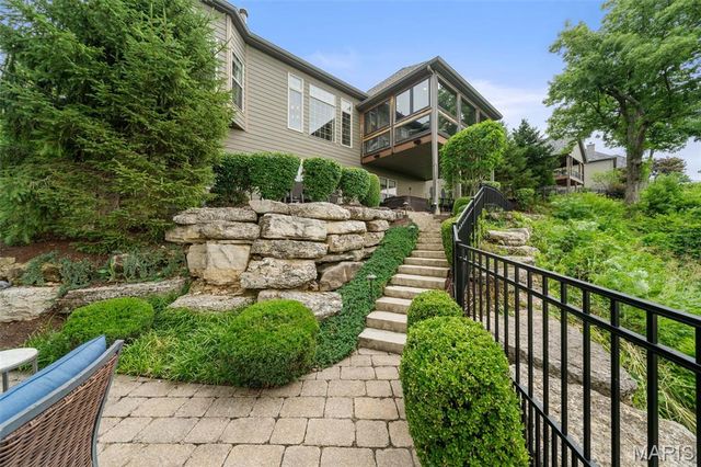 4252 Napa View Lane, St Charles, MO 63304