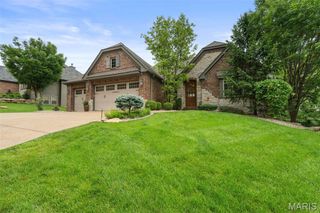 4252 Napa View Lane, St Charles, MO 63304