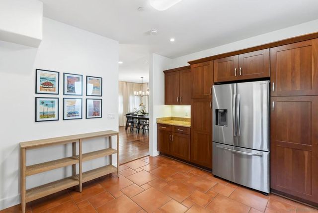5622 Taft, La Jolla, CA 92037