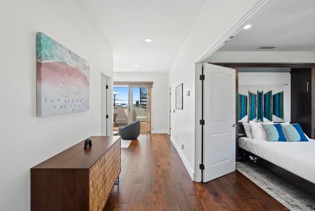 5622 Taft, La Jolla, CA 92037