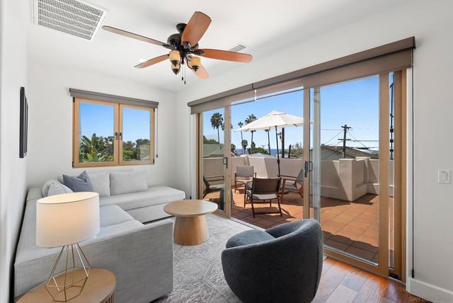 5622 Taft, La Jolla, CA 92037