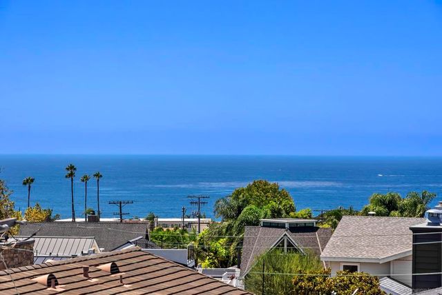 5622 Taft, La Jolla, CA 92037