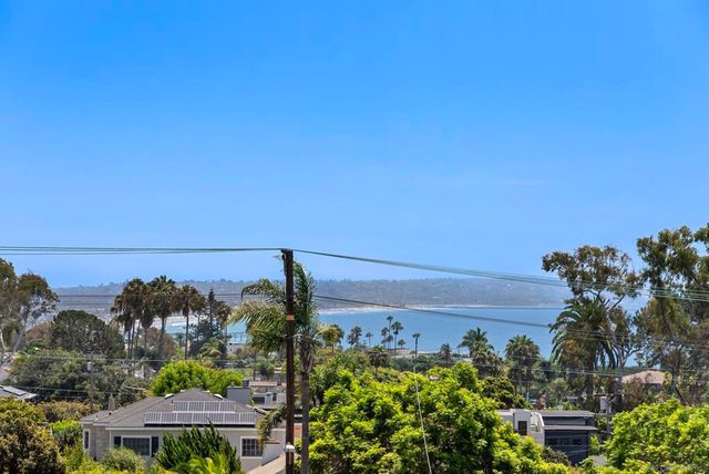 5622 Taft, La Jolla, CA 92037