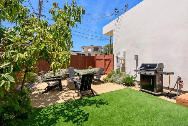 5622 Taft, La Jolla, CA 92037