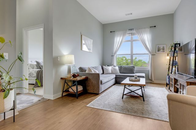 601 Sylvan Heights Way Apt 204, Nashville, TN 37209